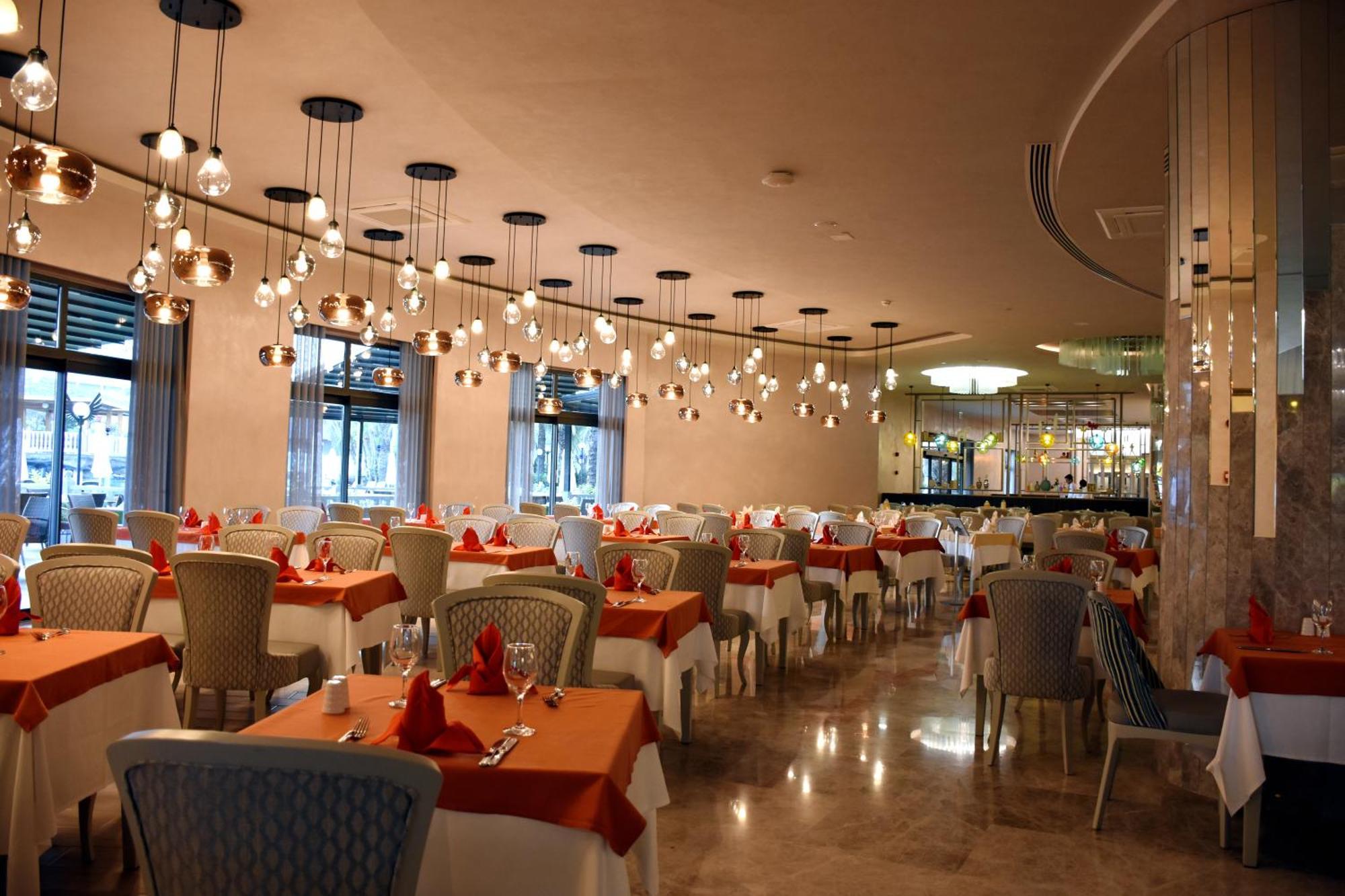 Royal Wings 5* Antalya